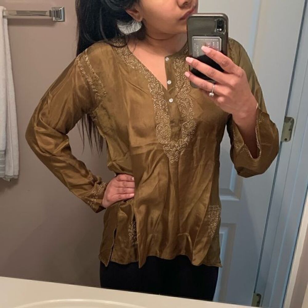 OM India 100% silk kurtis kurtas top blouse - Picture 6 of 8